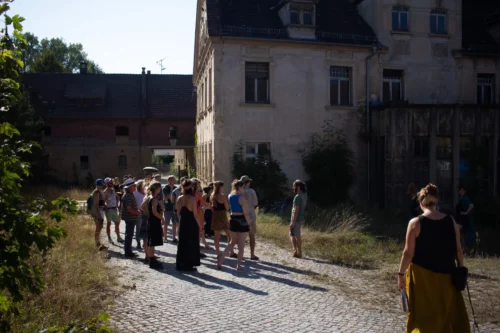 Sommerfest 2024: Führung übers Gelände